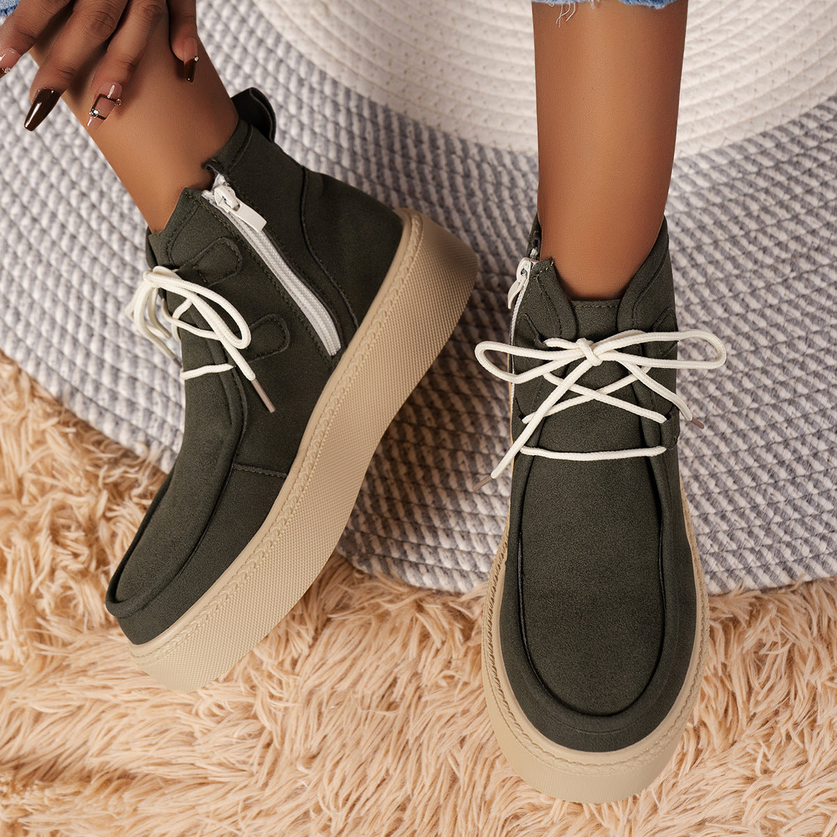 Naomi Suede Schoenen