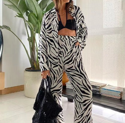 Tweedelige set met patroon | Blouse en broek